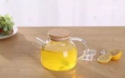 柠檬加蜂蜜泡水喝有什么功效 柠檬蜂蜜水的好处