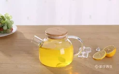 柠檬蜂蜜水的作用与功效与作用 喝柠檬蜂蜜水的好处