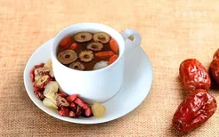 红枣枸杞黄芪泡水喝的功效与作用