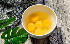 鸡蛋黄的功效与作用 鸡蛋黄的营养价值