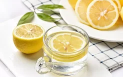 柠檬怎么泡水喝 柠檬泡水喝的功效与作用