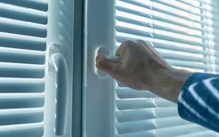 如何保持室内空气流通？每天开窗通风的最佳时间