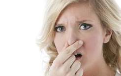 挖鼻孔看似很常见的小动作，可能隐藏着巨大的健康隐患。