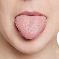 舌尖起泡是什么原因