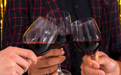 喝红酒的好处和坏处 长期和葡萄酒的好处和坏处