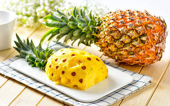 凤梨和菠萝的区别 如何区分凤梨和菠萝
