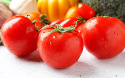 没熟的青西红柿能吃吗